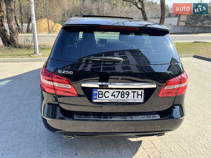 Хетчбек Mercedes-Benz B-Class 2014 в Новояворівську