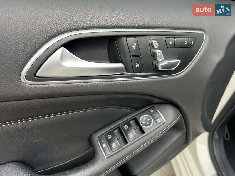 Хэтчбек Mercedes-Benz B-Class 2015 в Одессе