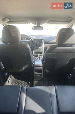 Хэтчбек Mercedes-Benz B-Class 2009 в 