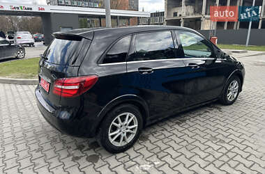 Хэтчбек Mercedes-Benz B-Class 2016 в 