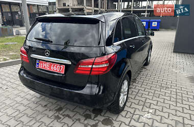 Хэтчбек Mercedes-Benz B-Class 2016 в 