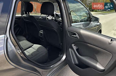 Хэтчбек Mercedes-Benz B-Class 2012 в 