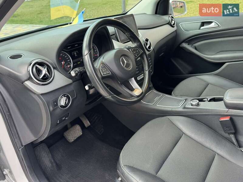 Хэтчбек Mercedes-Benz B-Class 2015 в Тернополе