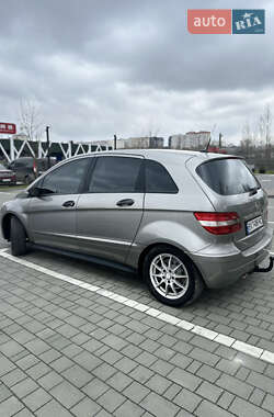 Хэтчбек Mercedes-Benz B-Class 2005 в 