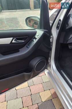 Хэтчбек Mercedes-Benz B-Class 2006 в 