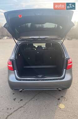 Хетчбек Mercedes-Benz B-Class 2018 в 