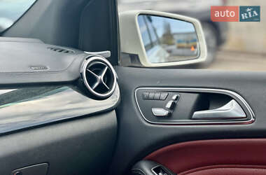 Хетчбек Mercedes-Benz B-Class 2015 в 