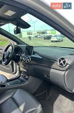 Хэтчбек Mercedes-Benz B-Class 2015 в 