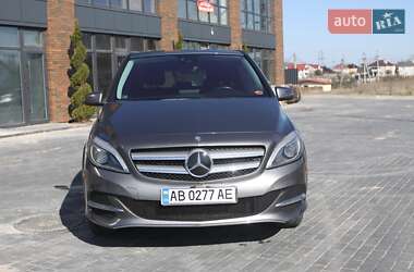 Хэтчбек Mercedes-Benz B-Class 2015 в 