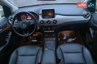 Хэтчбек Mercedes-Benz B-Class 2015 в 