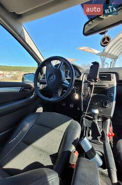 Хетчбек Mercedes-Benz B-Class 2010 в 