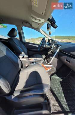 Хетчбек Mercedes-Benz B-Class 2010 в 