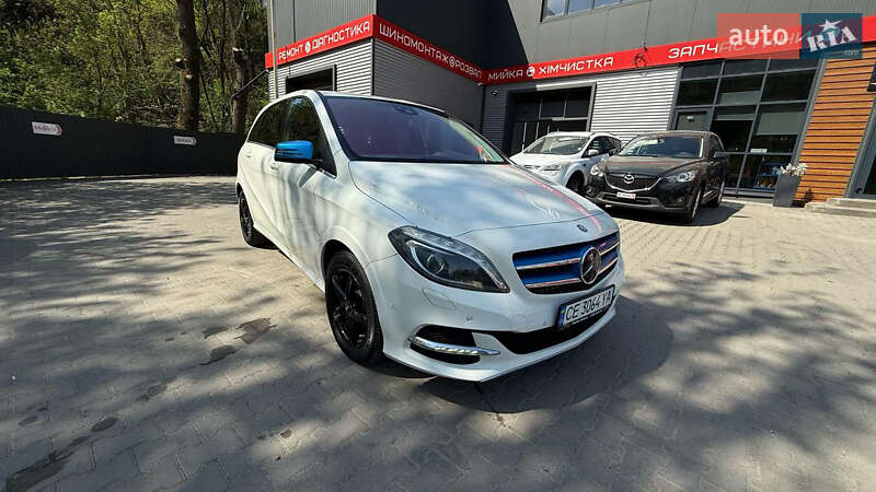 Хетчбек Mercedes-Benz B-Class 2015 в Чернівцях