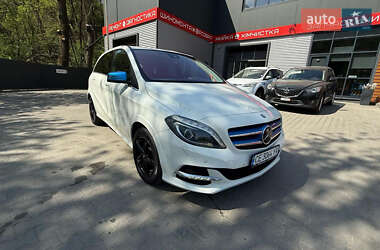 Хэтчбек Mercedes-Benz B-Class 2015 в 