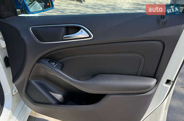 Хэтчбек Mercedes-Benz B-Class 2015 в 