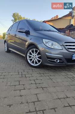 Хетчбек Mercedes-Benz B-Class 2008 в 