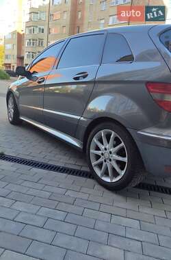 Хетчбек Mercedes-Benz B-Class 2008 в 