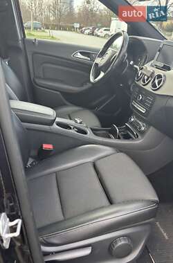 Хетчбек Mercedes-Benz B-Class 2015 в 
