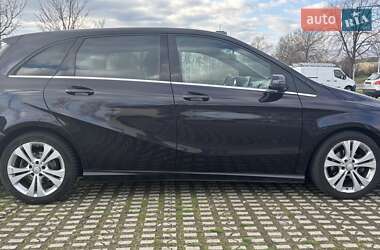 Хетчбек Mercedes-Benz B-Class 2015 в 