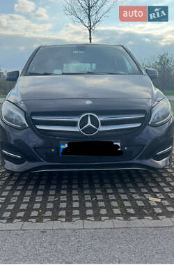 Хетчбек Mercedes-Benz B-Class 2015 в 