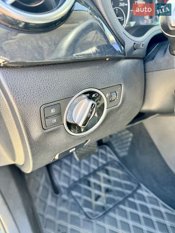 Хэтчбек Mercedes-Benz B-Class 2012 в Киеве фото 11 Хэтчбек Mercedes-Benz B-Class 2012 в Киеве