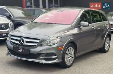 Хэтчбек Mercedes-Benz B-Class 2014 в 