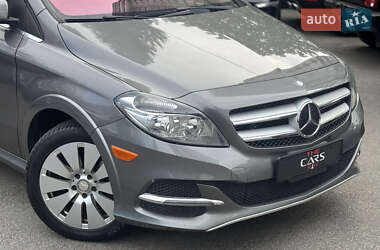 Хэтчбек Mercedes-Benz B-Class 2014 в 