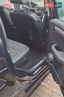 Хетчбек Mercedes-Benz B-Class 2010 в 