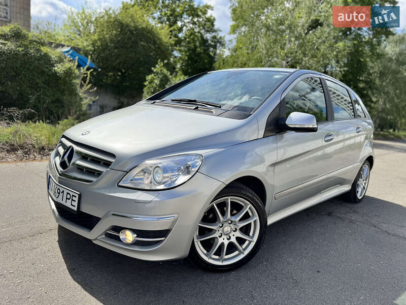 Mercedes-Benz B-Class 2011