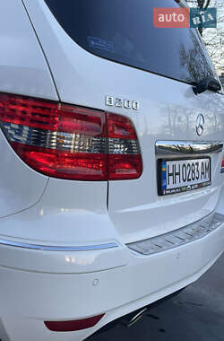 Хетчбек Mercedes-Benz B-Class 2010 в 
