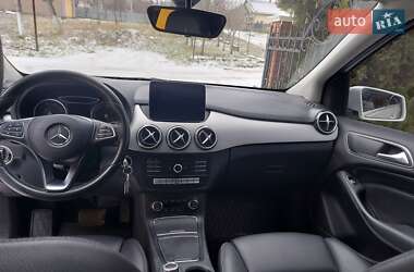 Хетчбек Mercedes-Benz B-Class 2016 в 