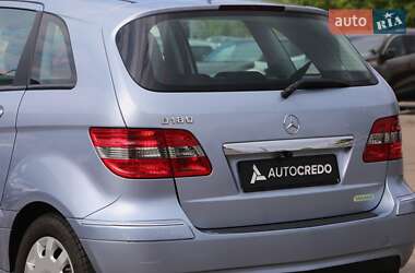 Хетчбек Mercedes-Benz B-Class 2010 в 