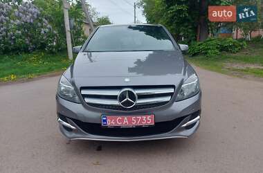 Хэтчбек Mercedes-Benz B-Class 2015 в 
