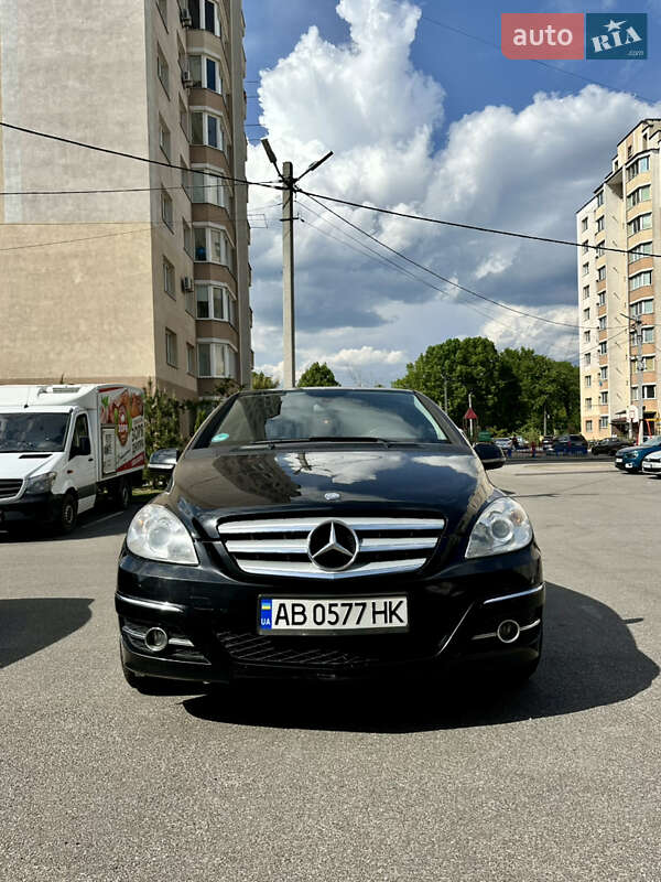Хэтчбек Mercedes-Benz B-Class 2011 в Виннице фото 2 Хэтчбек Mercedes-Benz B-Class 2011 в Виннице