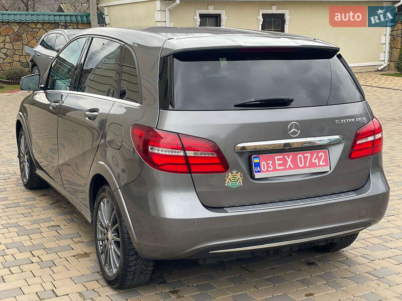 Хэтчбек Mercedes-Benz B-Class 2015 в Могилев-Подольске