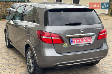 Хетчбек Mercedes-Benz B-Class 2015 в 