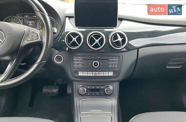 Хетчбек Mercedes-Benz B-Class 2015 в 