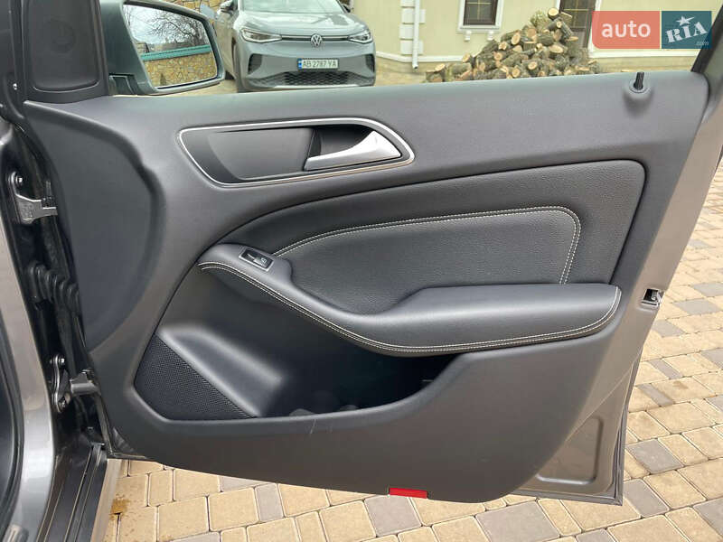 Хэтчбек Mercedes-Benz B-Class 2015 в Могилев-Подольске
