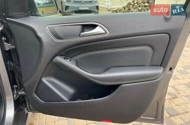 Хетчбек Mercedes-Benz B-Class 2015 в 