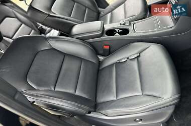 Хетчбек Mercedes-Benz B-Class 2016 в 