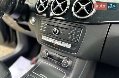 Хетчбек Mercedes-Benz B-Class 2016 в 