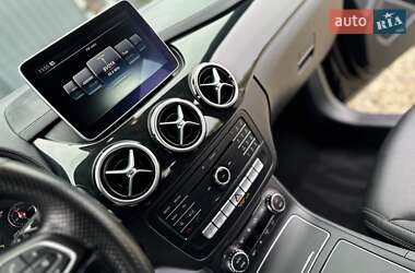 Хетчбек Mercedes-Benz B-Class 2016 в 