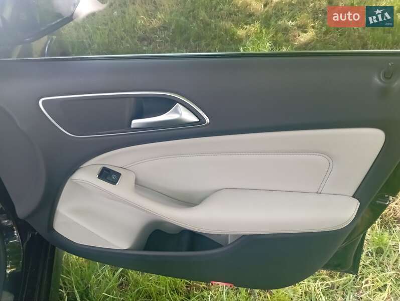 Хэтчбек Mercedes-Benz B-Class 2015 в Коростене