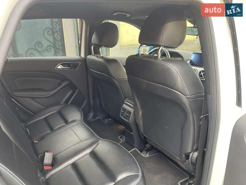 Хетчбек Mercedes-Benz B-Class 2015 в Дніпрі