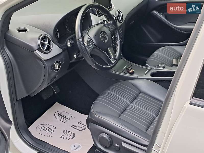 Хэтчбек Mercedes-Benz B-Class 2012 в Одессе фото 34 Хэтчбек Mercedes-Benz B-Class 2012 в Одессе