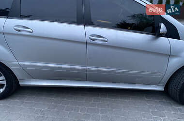 Хетчбек Mercedes-Benz B-Class 2010 в 