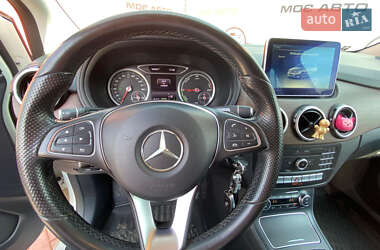 Хэтчбек Mercedes-Benz B-Class 2015 в 