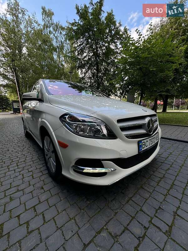 Хэтчбек Mercedes-Benz B-Class 2015 в Львове