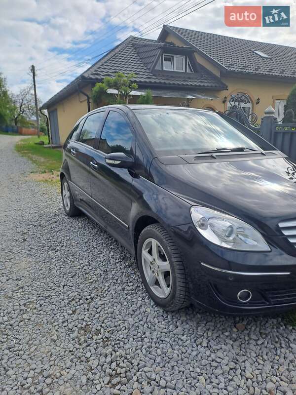 Хетчбек Mercedes-Benz B-Class 2006 в Чернівцях