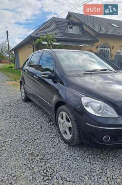 Хэтчбек Mercedes-Benz B-Class 2006 в 